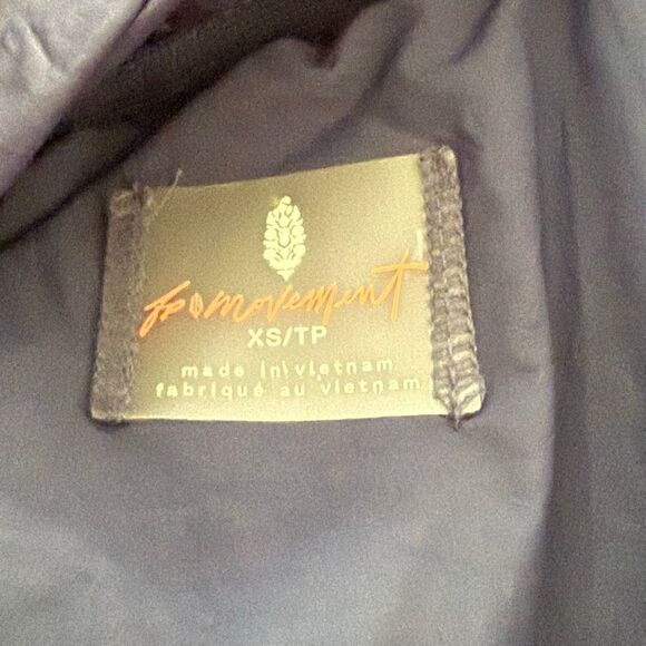 Free People Womens Scrunchy Glossy Pippa Packable Puffer Jacket Black Grape XS - Picture 12 of 16